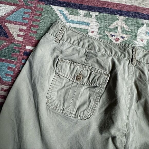 Dockers Woman’s Tan Shorts Casual SZ 16 - Picture 7 of 14